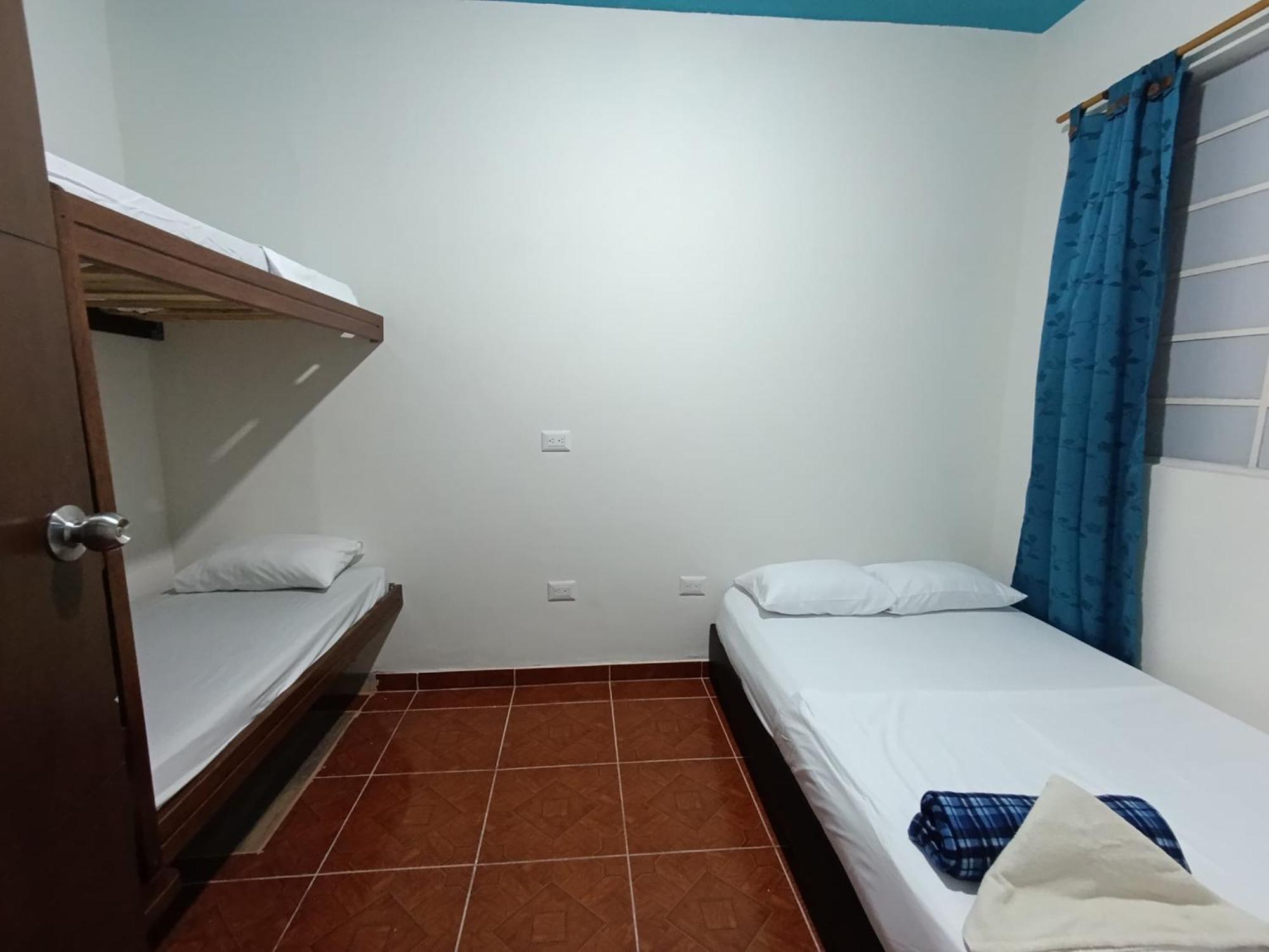 Ding-Dong Hostel Cali Buitenkant foto