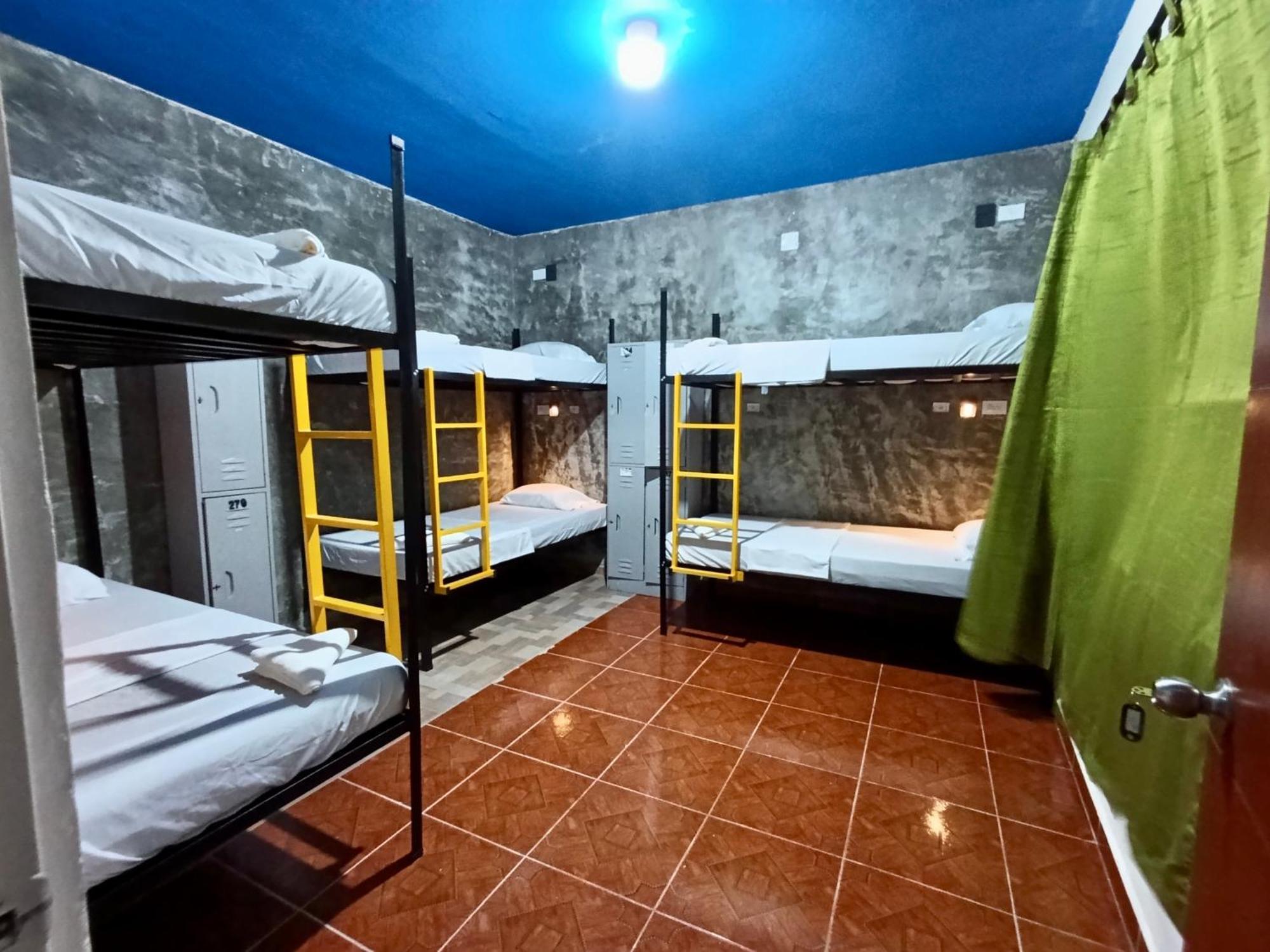 Ding-Dong Hostel Cali Buitenkant foto